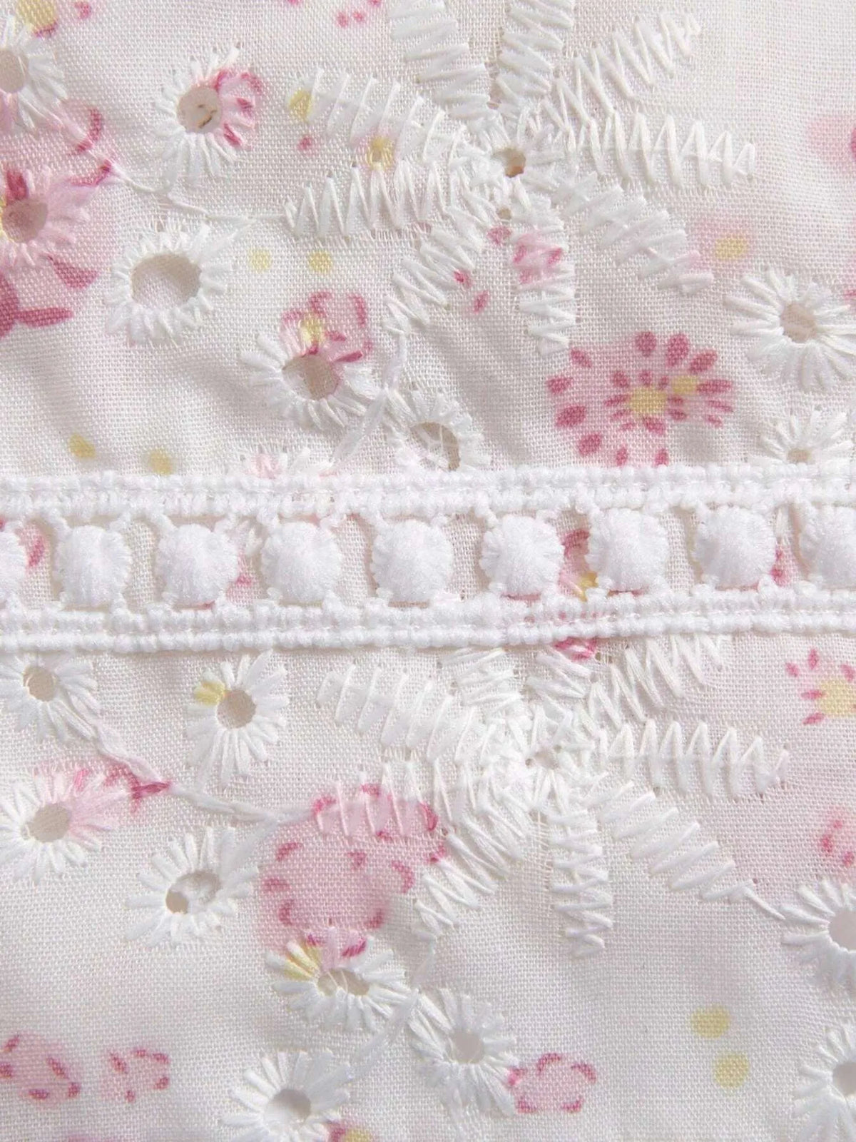 18e1f812ac2842fb82cc302db6d58a86-Max-Origin