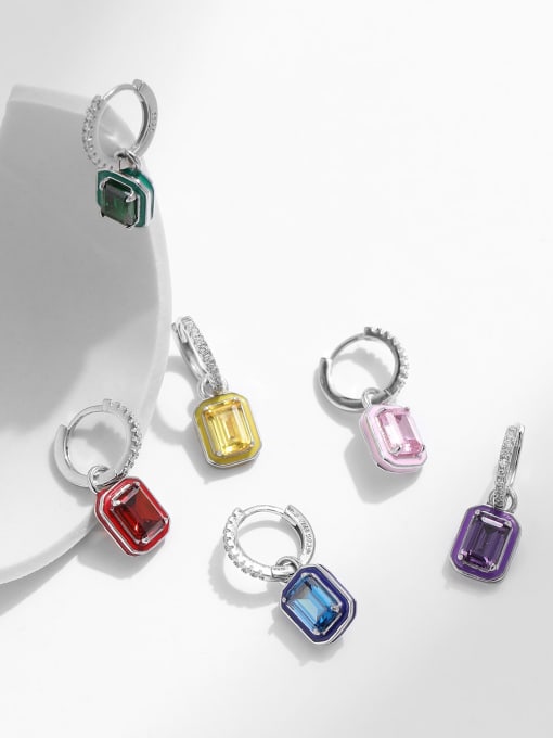 earrings, hoop earrings, fashion jewelry, accessories, small hoop earrings, sterling silver, white gold, hypoallergenic, nickel free, waterproof jewelry, jewelry that wont tarnish or turn green, trending on instagram and tiktok, fine jewelry, colorful jewelry, earrings with rhinestones, cubic zirconia earrings, jewelry store in Miami, brickell, popular jewelry, gift ideas, anniversary gift ideas