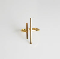 rings, gold rings, gold plated rings, adjustable rings,  bar ring .925 sterling silver gold plated verticle bar rings  Miami Kesley Boutique Rings for Mean and Women, trending jewelry cute rings Shopping in Miami, birthday gift ideas, popular instagram shops for gift, gift ideas for men and women gender neutral jewelry, best jewelry store Miami, waterproof jewelry, gold plated rings,