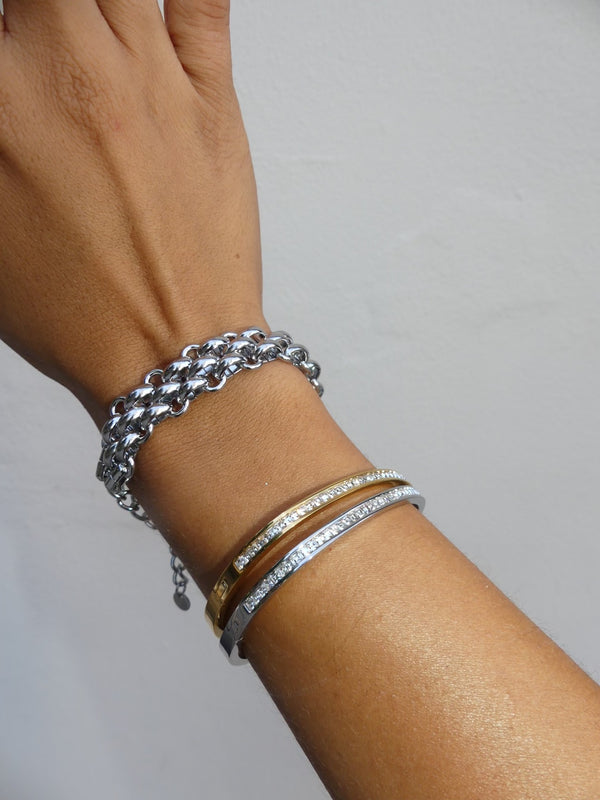 bracelets, silver bracelets, white gold bracelets,  chunky bracelets, bracelets for small wrist, bracelet for small wrists, gold bracelets, cute bracelets, waterproof bracelets, designer bracelets, viral jewelry, bracelet stacking ideas, birthday gifts,  anniversary gifts, plain gold bracelets, plain gold accessories, fashion accessories, affordable fine jewelry, hypoallergenic bracelets, friendship bracelets, hypoallergenic jewelry, chanel bracelets, gucci bracelets, kesley fashion