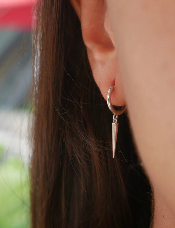 earrings, silver earrings, hoop earrings, 925 jewelry, accessories, fashion jewelry, white gold earrings, dangly earrings, small hoop earrings, huggie earrings, trending on tiktok, christmas gifts, jewelry, accessories, fashion jewelry, fine jewelry earrings for men, earrings for women, cool jewelry, earrings for sensitive ears, christmas gifts, birthday gifts, anniversary gifts, dagger earrings, dagger jewelry, spike earrings, spike jewelry
