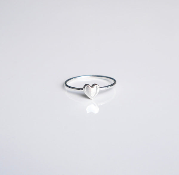 rings, silver rings, heart rings, 925 sterling silver ring, heart ring, tiny heart rings, dainty rings, dainty silver rings, silver jewelry, waterproof rings, fashion jewelry, size 10 rings, size 5 rings, waterproof rings, waterproof jewelry, silver jewelry, stack ring ideas, birthday gifts, anniversary gifts, fine jewelry, rings that dont turn green with water, designer jewelry, trending on tiktok, kesley jewelry, dainty heart ring, kesley jewelry 