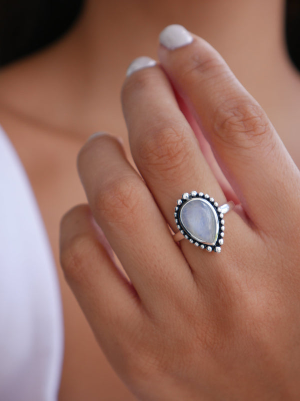 rings, silver rings, moonstone rings, 925 sterling silver rings, moonstone ring, pear shape rings, waterproof rings, nickel free, long silver ring, cool rings, birthstone rings, birthstone jewelry, accessories, trending on tiktok, cute rings, long silver rings, pear shape silver rings, casual rings, rings that wont turn green, trending jewelry, gift ideas, birthstone jewelry , real gemstone rings , moonstone jewelry , rainbow moonstone ring