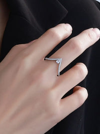 rings, white gold rings, nice rings, v shaped rings, triangle rings, engagement rings, dainty rings, dainty jewelry, jewelry websites, kesley fashion, popular rings, gift ideas, influencer jewelry, instagram viral jewelry, viral influencers, casual rings, casual jewelry, rings that dont tarnish, white gold rings for cheap, diamond rings for cheap, classy jewelry, tiffanys jewelry, chevron rings, dainty engagement rings, fine jewelry, fine rings 