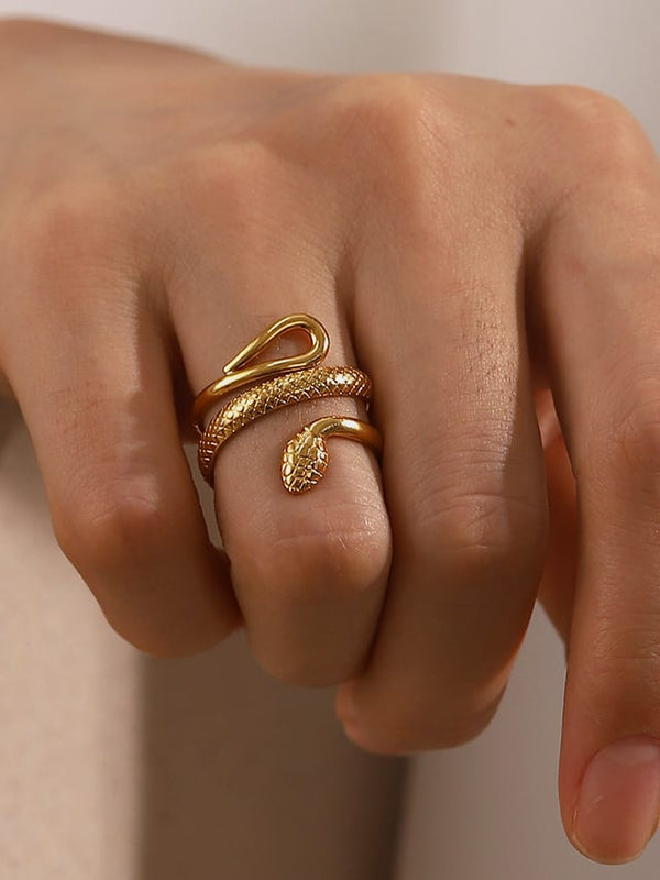 snake rings, gold snake rings, snake jewelry, trending accessories, fashion accessories, nice rings, cute rings, fashion rings, luxury jewelry, waterproof jewelry, waterproof rings, kesley fashion, kesley jewelry, trending accessories, waterproof rings, rings that dont rust, rings that dont turn green, waterproof jewelry, waterproof rings, kesley jewelry, kesley fashion, trending, viral jewelry, viral fashion, jewelry gift ideas, jewelry websites, viral jewelry
